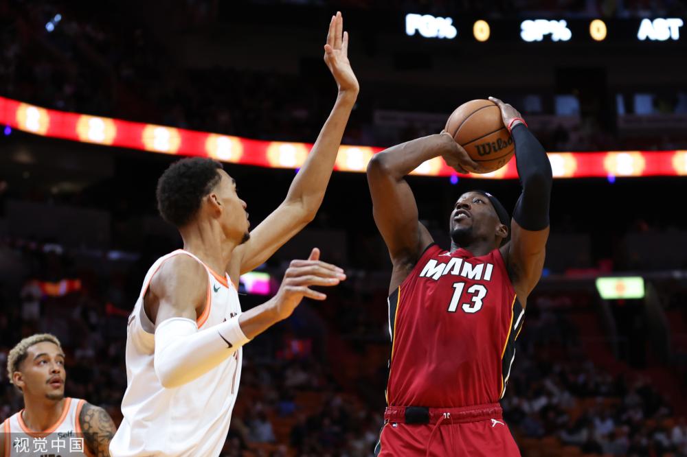 双方胶着攻 双方胶着攻